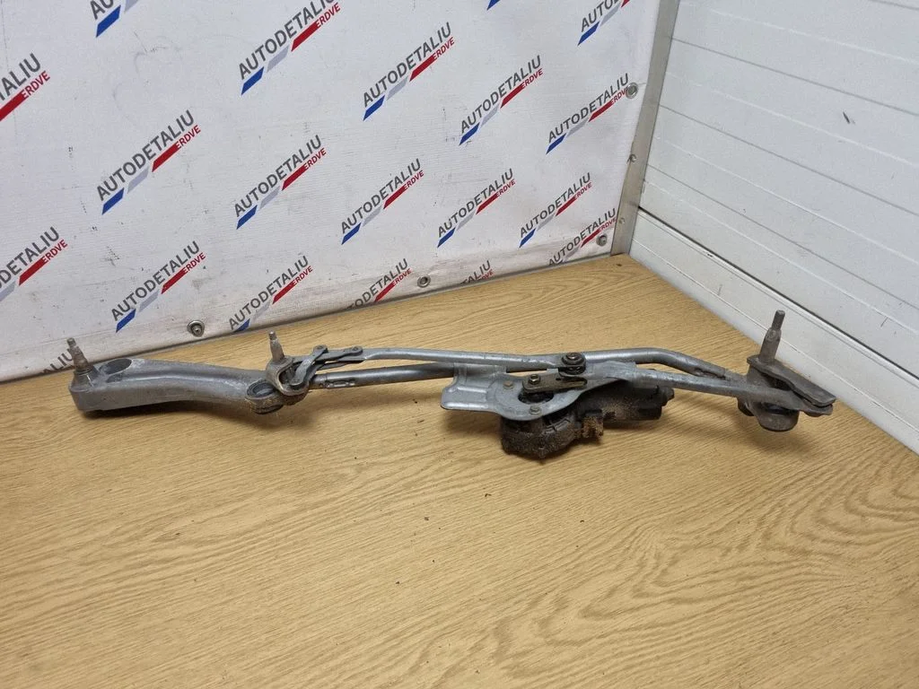 Front wiper linkage and motor 8360603