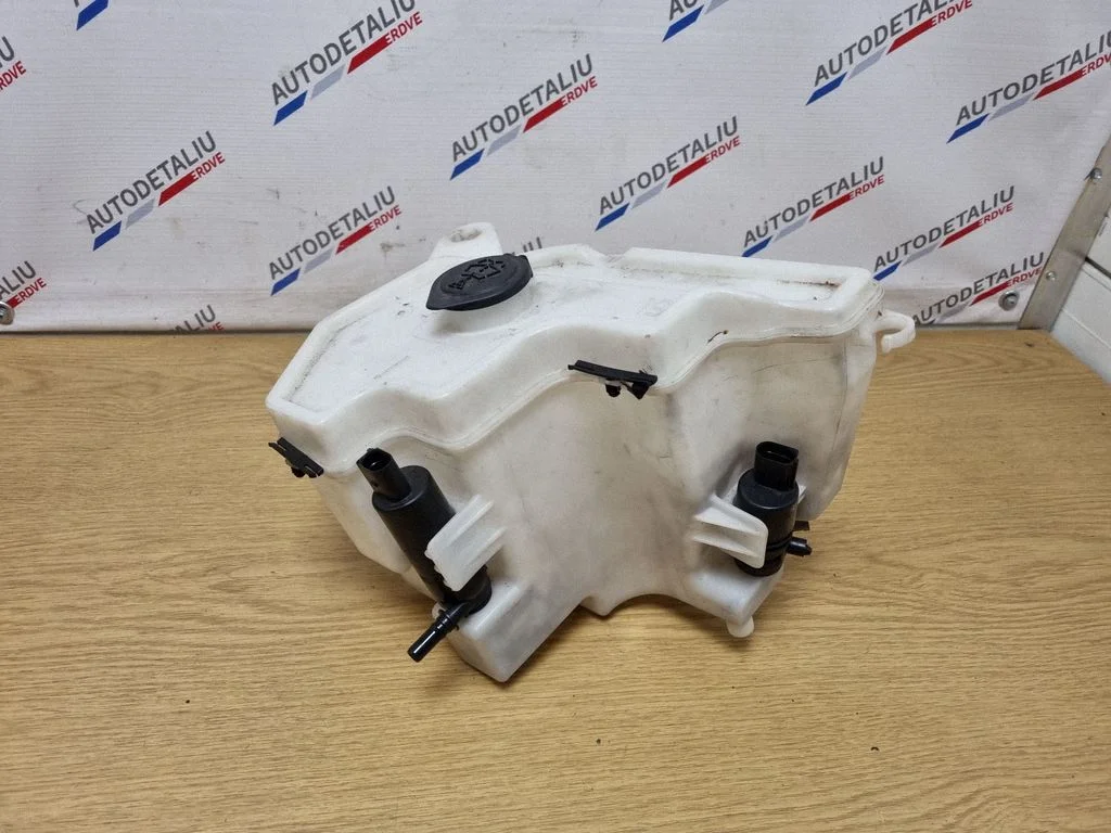 Windshield washer fluid reservoir/tank – BMW Z4 E89 (2009-2017)