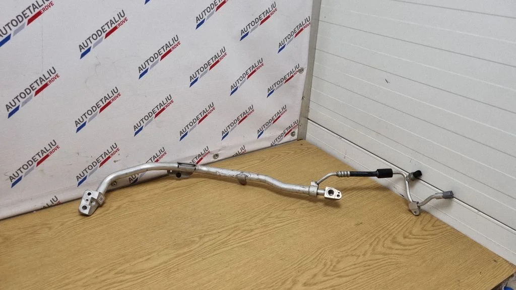 Air conditioning (A/C) pipe/hose 9395463