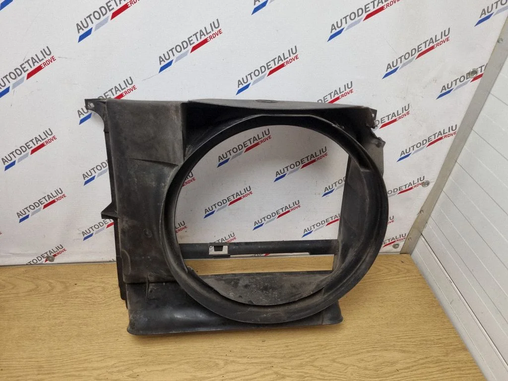 Radiaatori ventilaatori difuusor – BMW Z3 E36 (1994-2002)