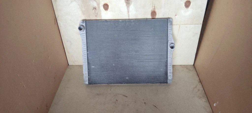 Dzesēšanas šķidruma radiators 7603744