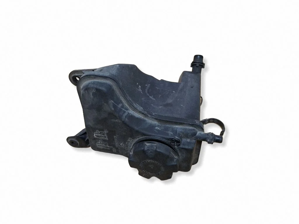 Coolant expansion tank/reservoir 7810592