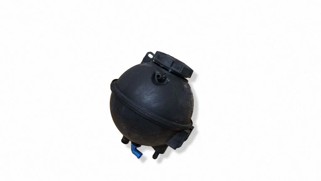 Coolant expansion tank/reservoir 7823544
