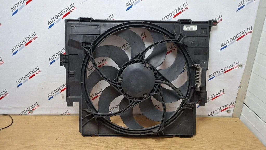 Elektriline radiaatori jahutusventilaator – BMW 1-seeria F20 F21 (2011-2019)
