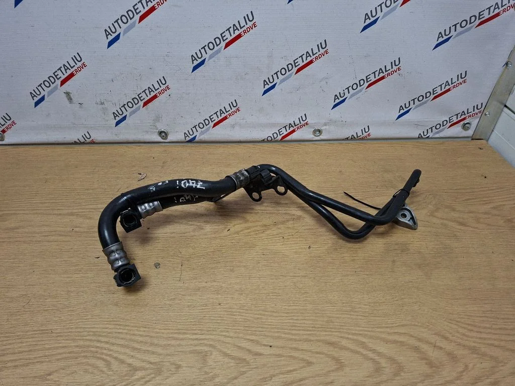 Gearbox oil cooler pipe/hose 7584008