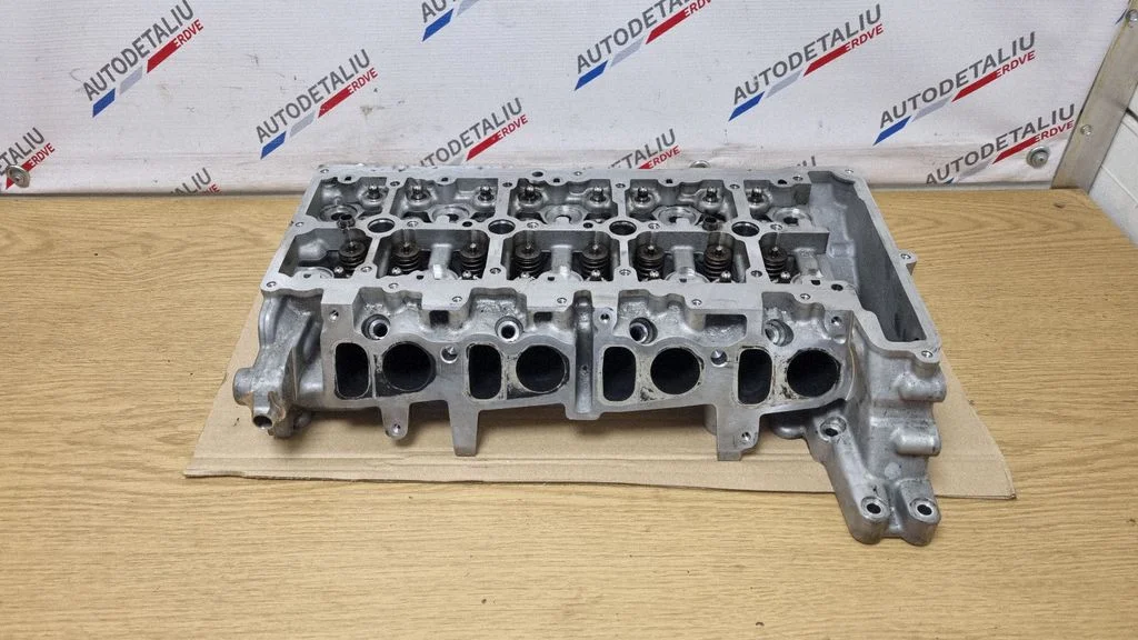 Engine head 8513709