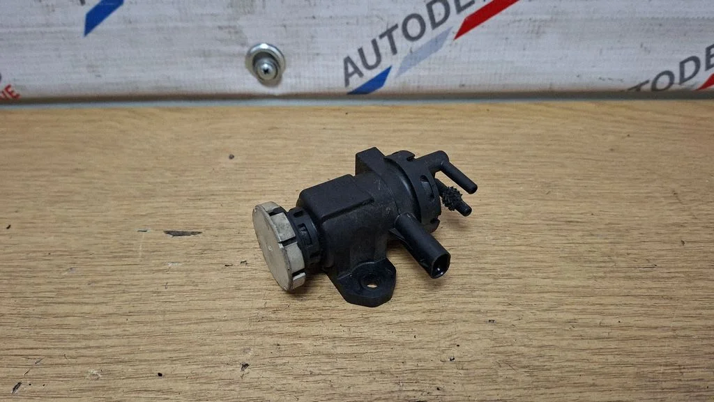 Turbo solenoid valve 8509323