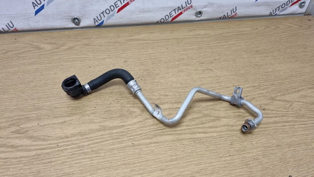 Coolant pipe/hose 8651261