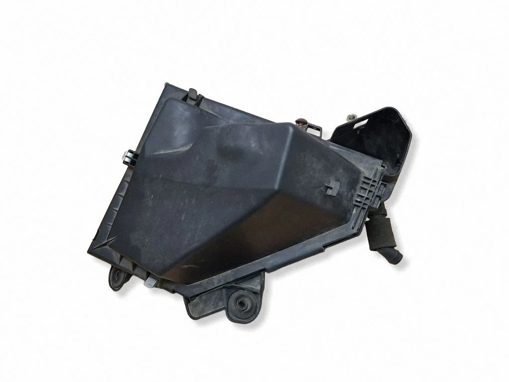 Air filter box 8512599