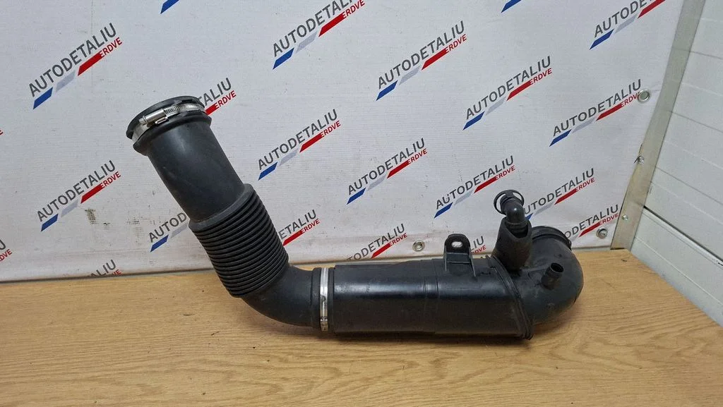 Turbo õhu sisselasketoru/ -voolik 7619268