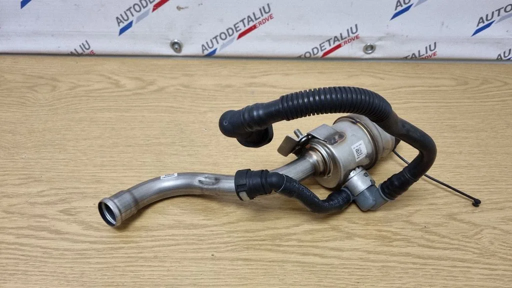 Fuel tank filler neck pipe 7458731