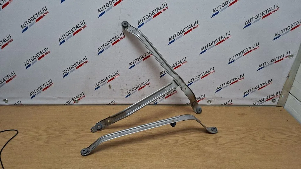 Kütusepaagi kinnitusklamber (-klambrid) 7404149