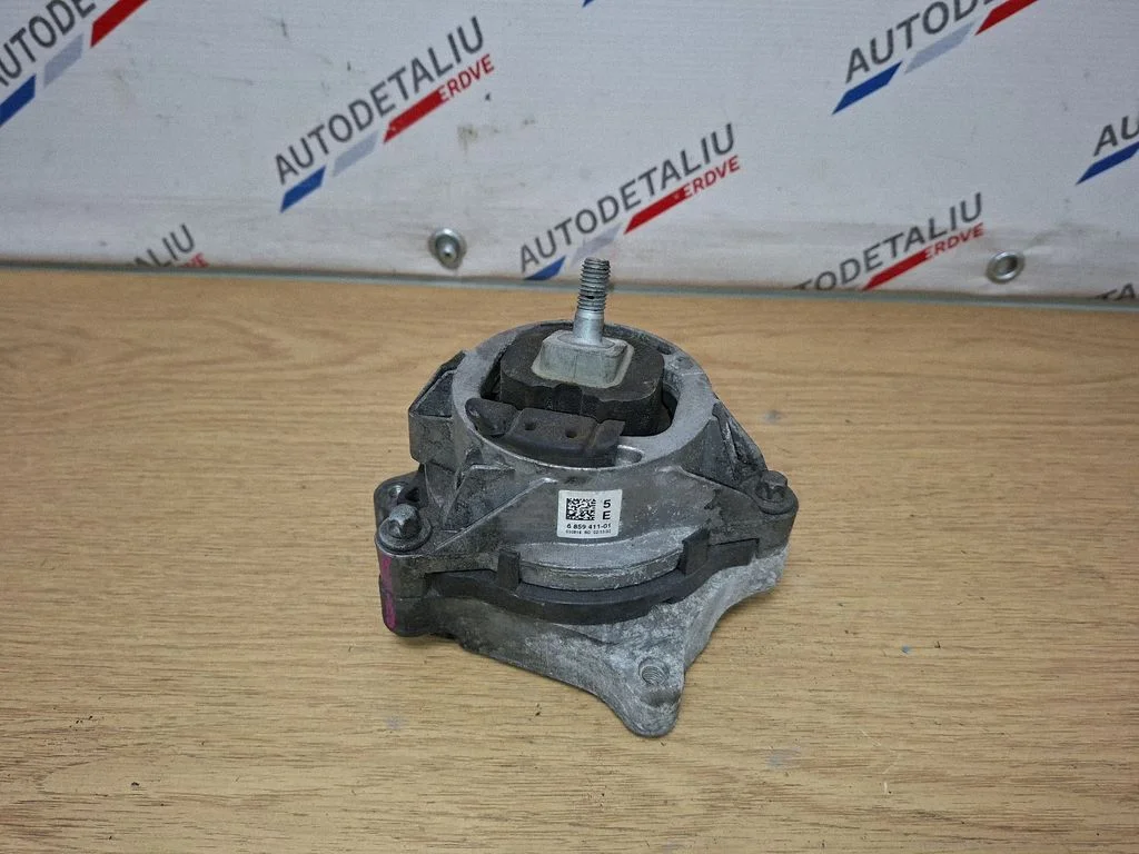 Engine mount bracket – BMW 2 Series F22 F23 (2013-2017)