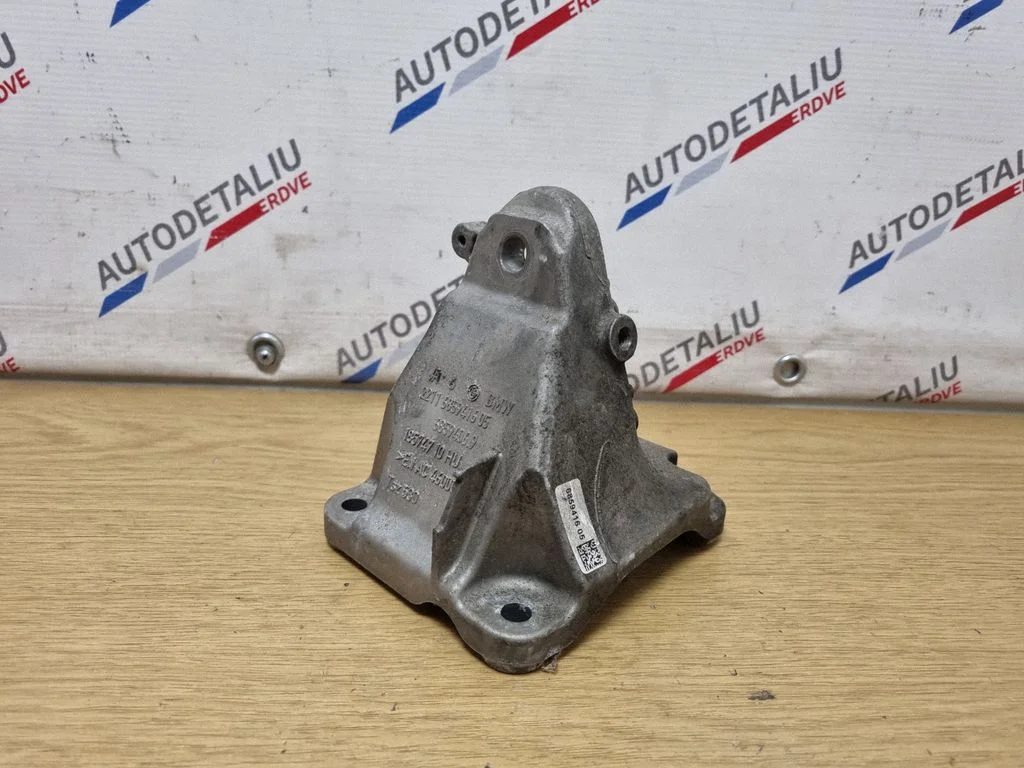 Dzinēja stiprinājuma kronšteins 6859416