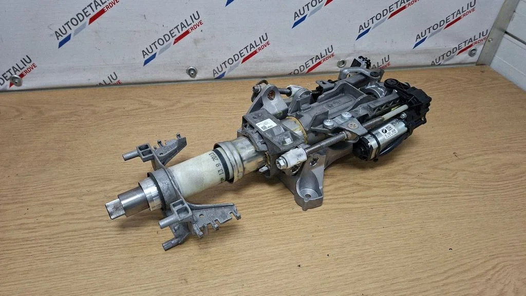 Steering wheel axle 6787926
