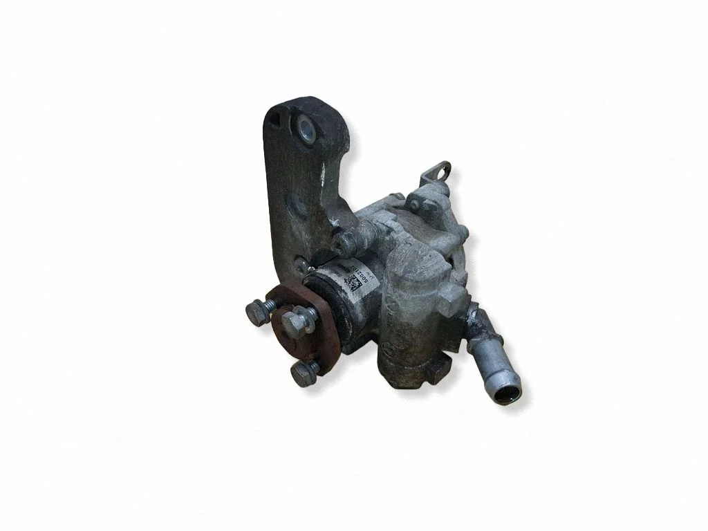 Power steering pump 6788838