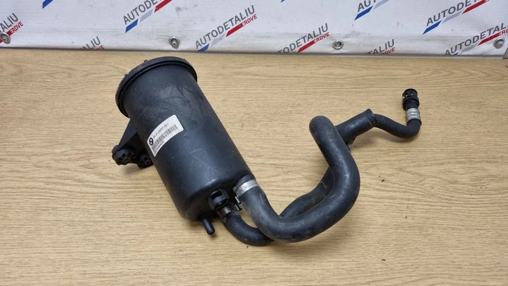 Power steering fluid tank/reservoir – BMW 5 Series E60 E61 (2004-2010)
