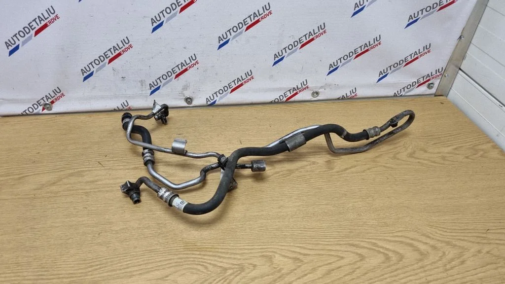 Power steering hose/pipe/line 6776431