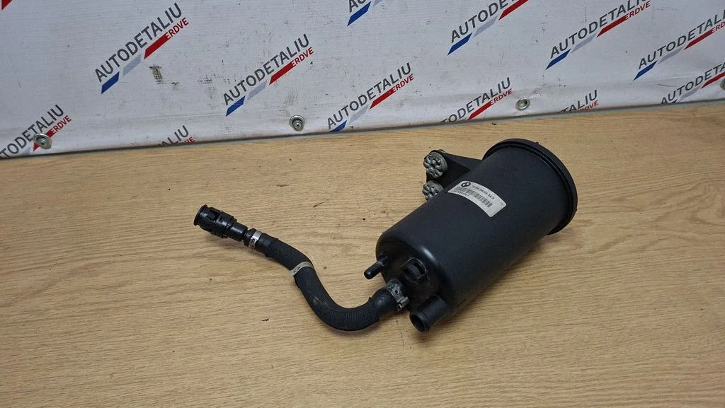 Power steering fluid tank/reservoir 6763458