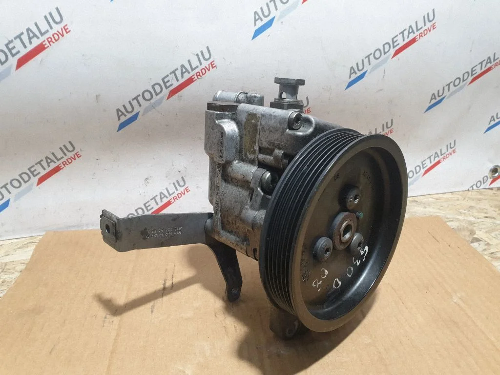 Power steering pump 6774698
