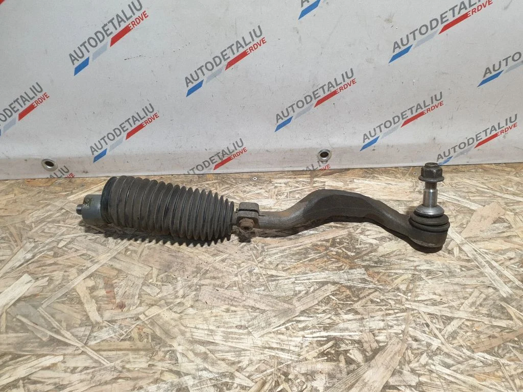 Steering tie rod – right
