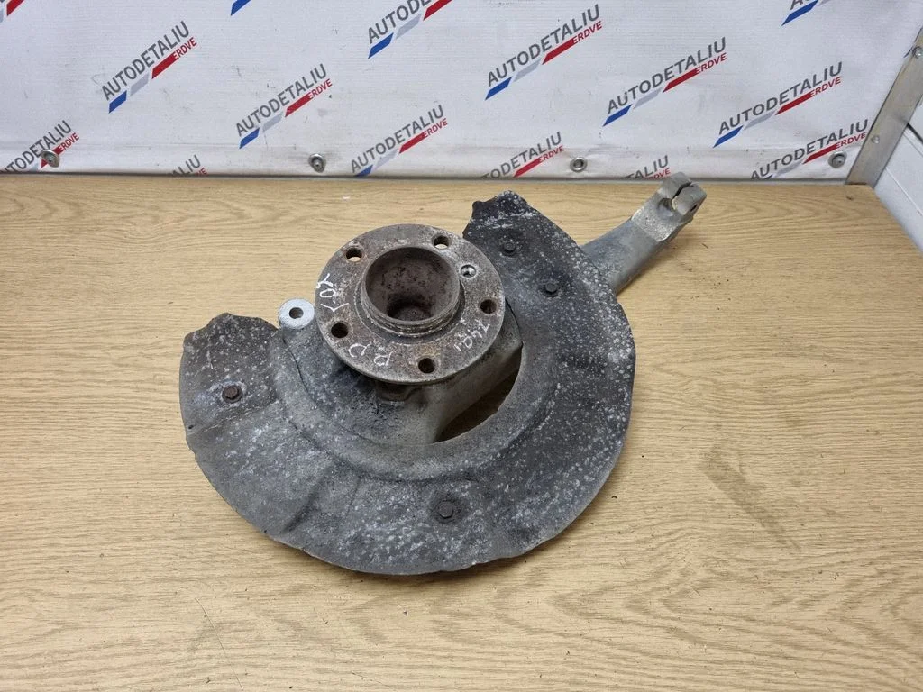 Front wheel hub spindle knuckle 31216775768