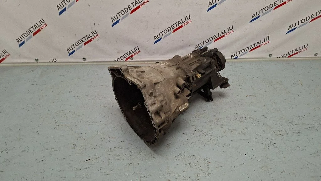 Manual 5 speed gearbox 7505599