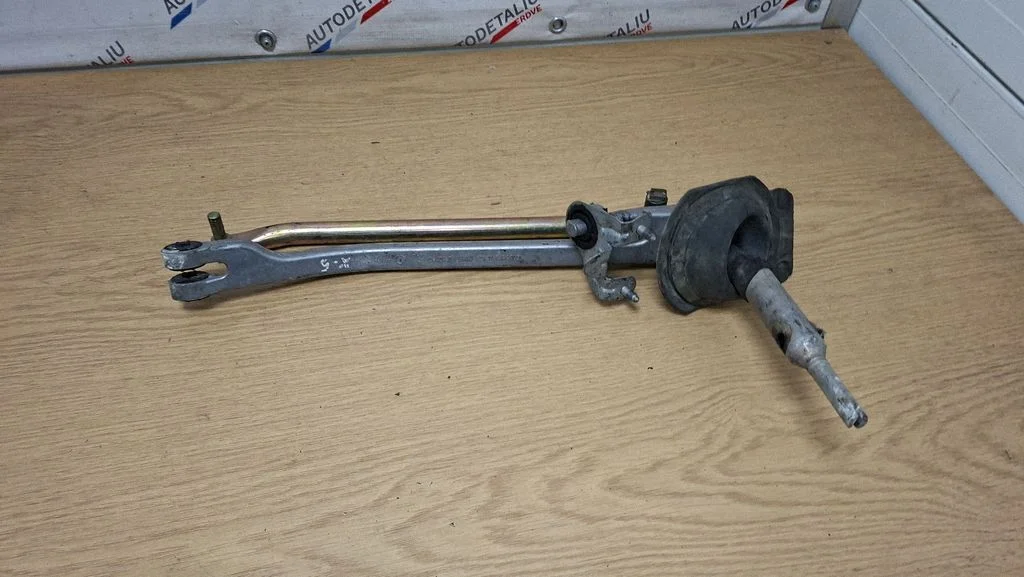 Gear selector mechanism 1434632