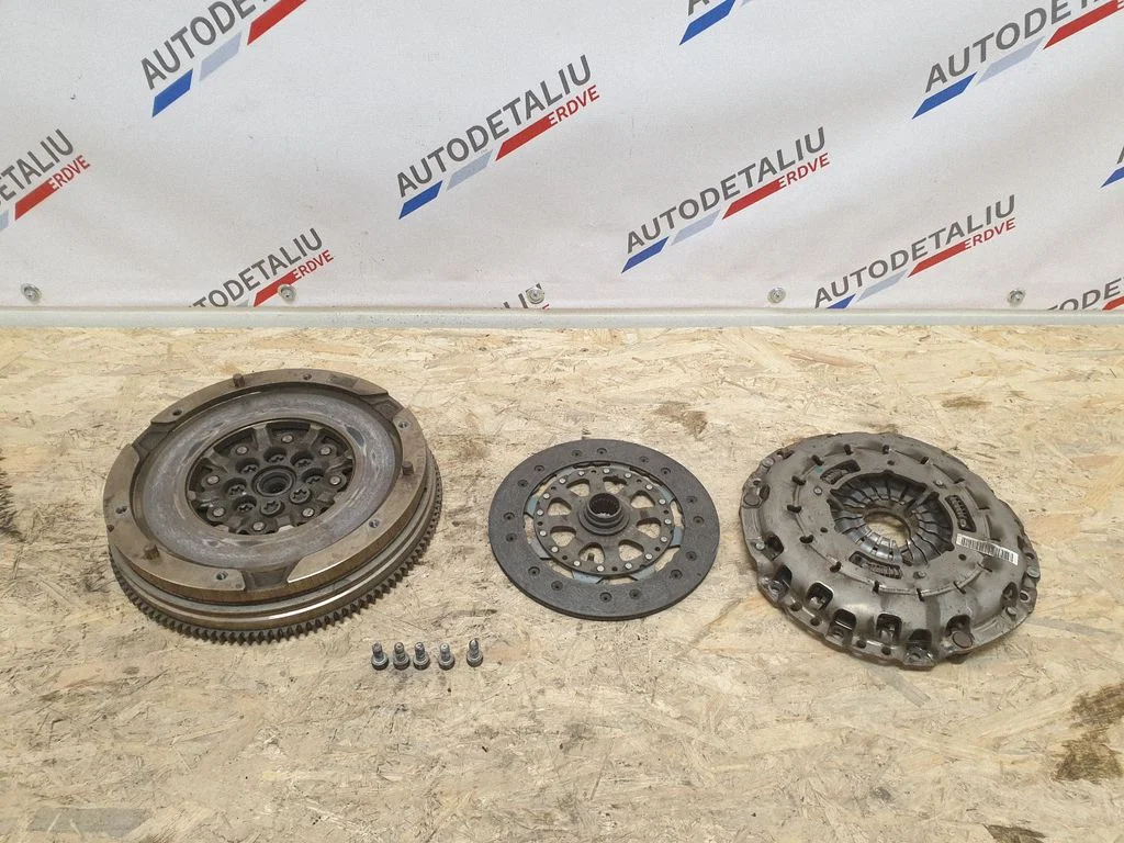 Clutch set kit – BMW 2 Series F22 F23 (2013-2017)