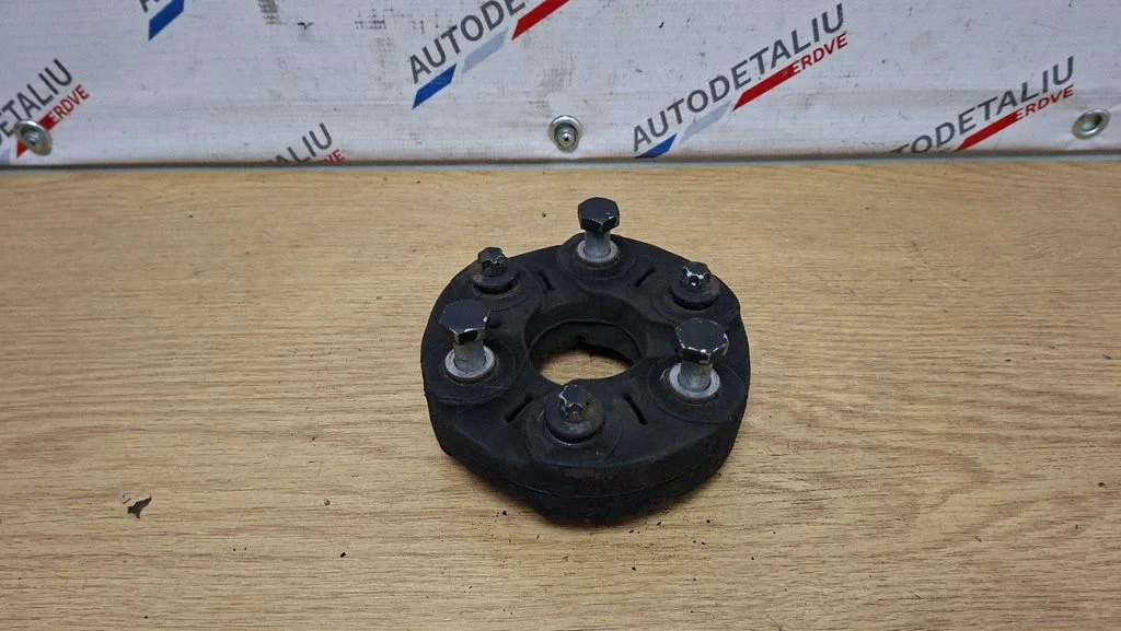 Rear prop shaft donut coupling/joint 7610061