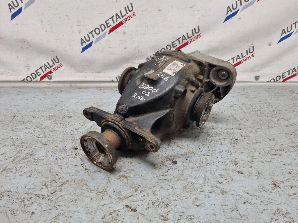 Rear differential 7562711