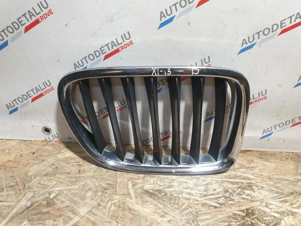 Front bumper upper radiator grill – BMW X1 E84 (2009-2015)
