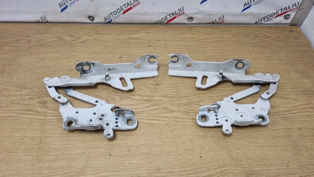 Engine bonnet/hood hinges – BMW 3 Series F30 F35 F31 (2012-2018)
