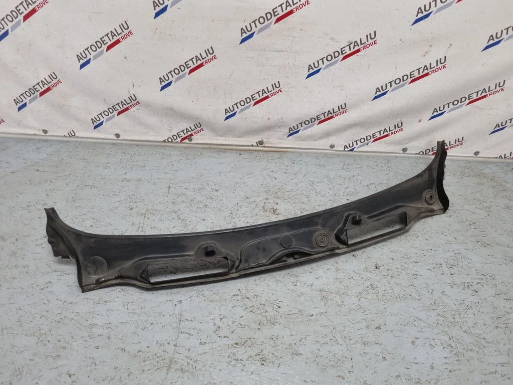 Slotiņu apdare – BMW 3. sērija E90 E91 (2005-2012)