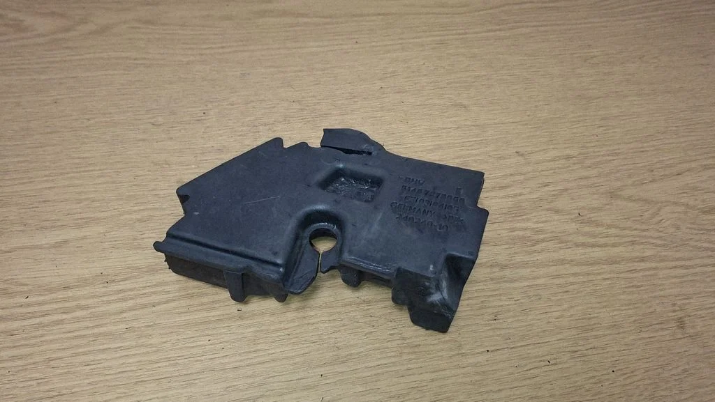 Fender foam support/seal 7278060