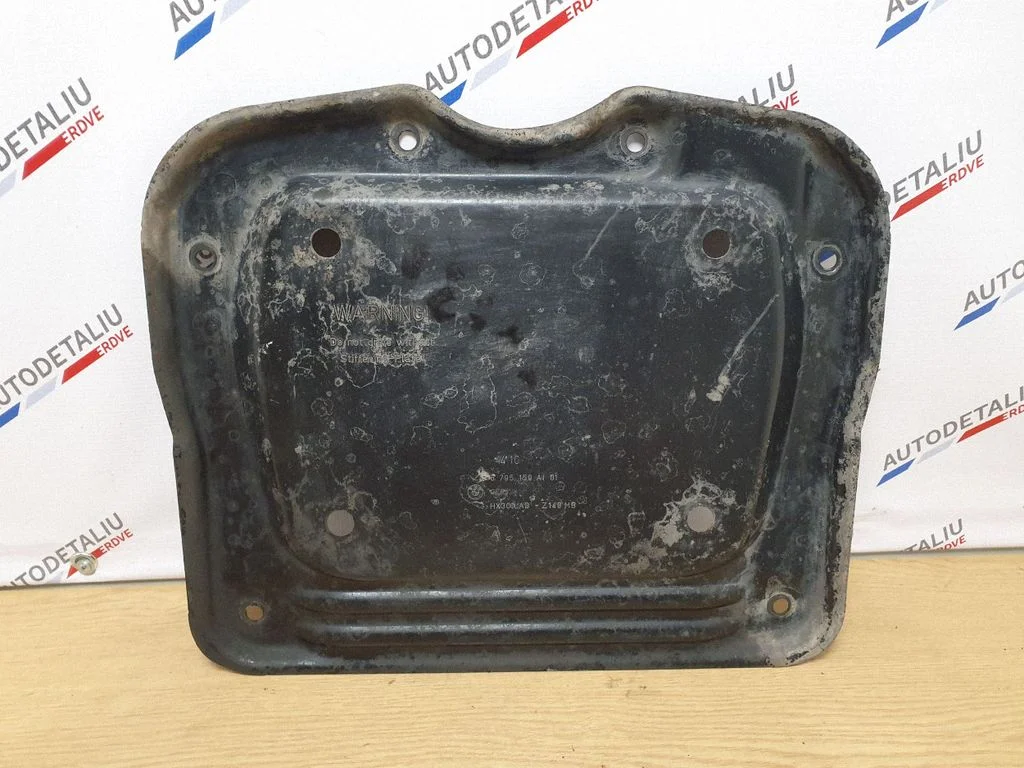 Osłona silnika (pod silnik) 6795159