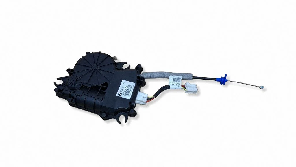 Domykacz klapy bagażnika – BMW X3 F25 (2010-2017)