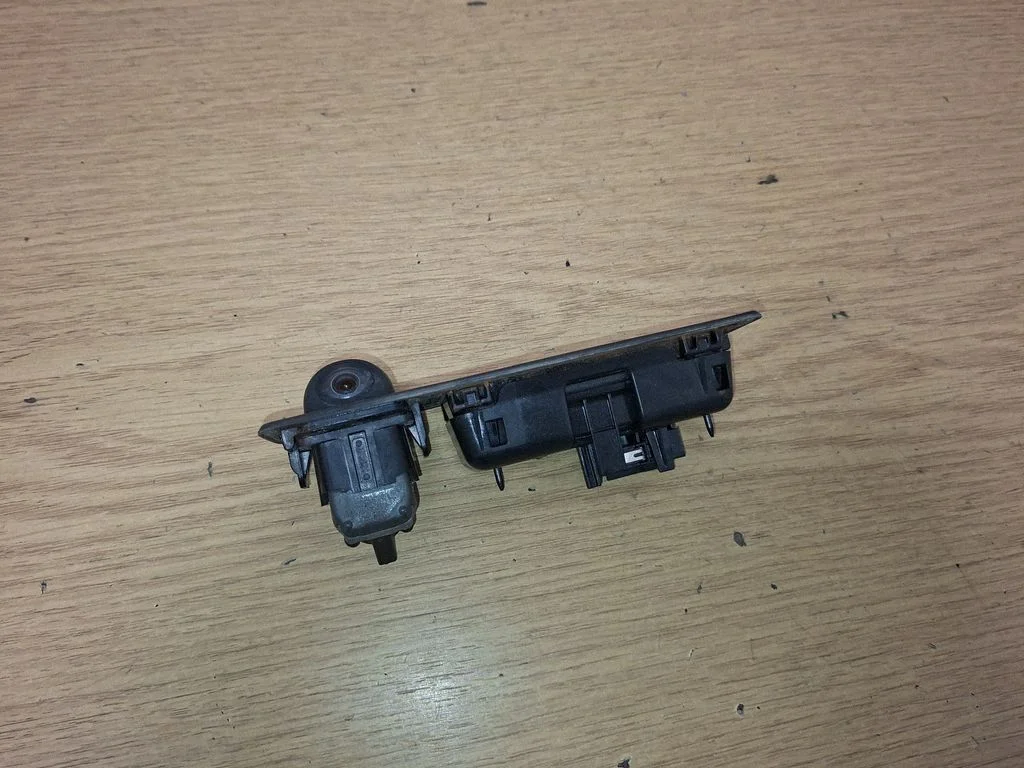 Reversing camera – BMW X3 F25 (2010-2017)