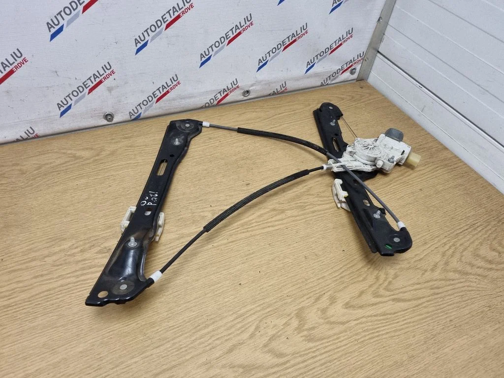 Front door window regulator with motor – BMW 1 Series E81 E87 (2004-2011)