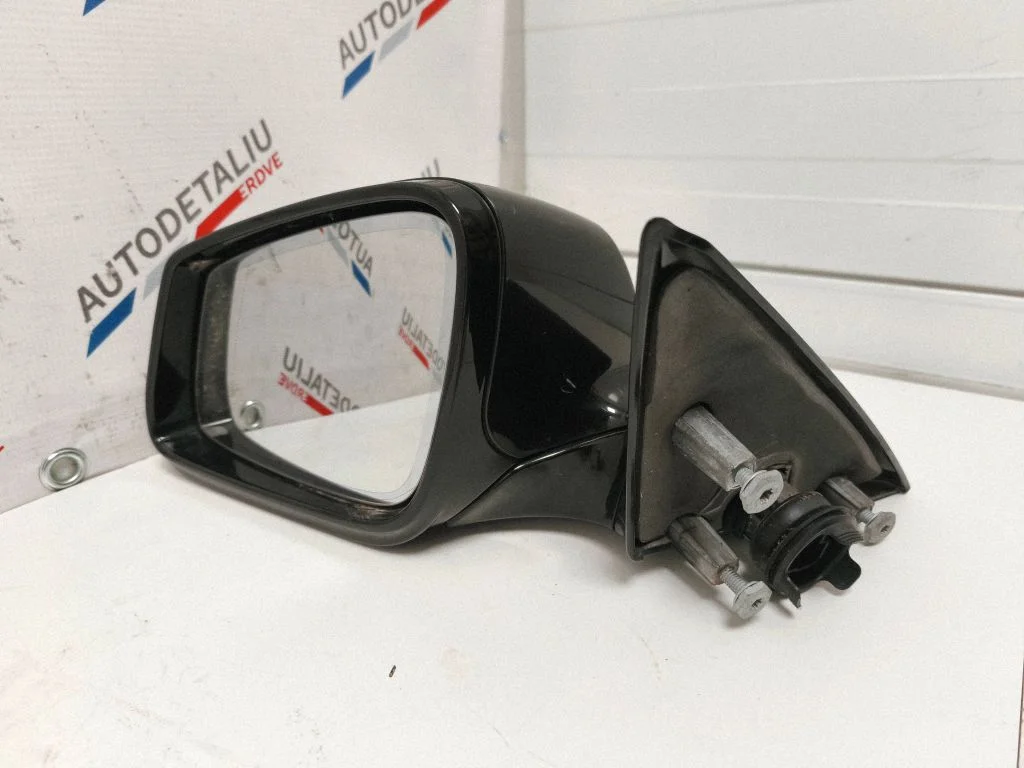Front door electric wing mirror – left