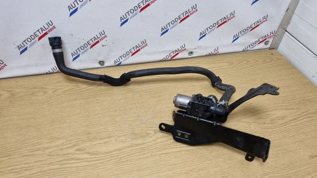 Electric auxiliary coolant/water pump 9890553