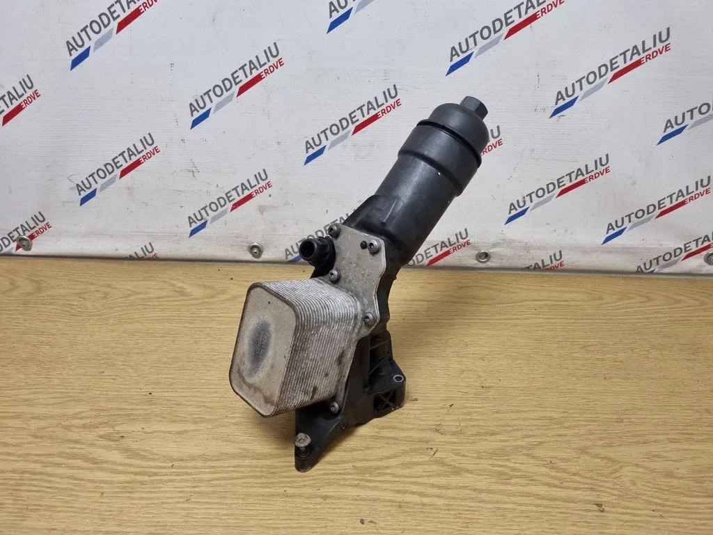 Oil filter mounting bracket – BMW 3 Series F30 F35 F31 (2012-2018)