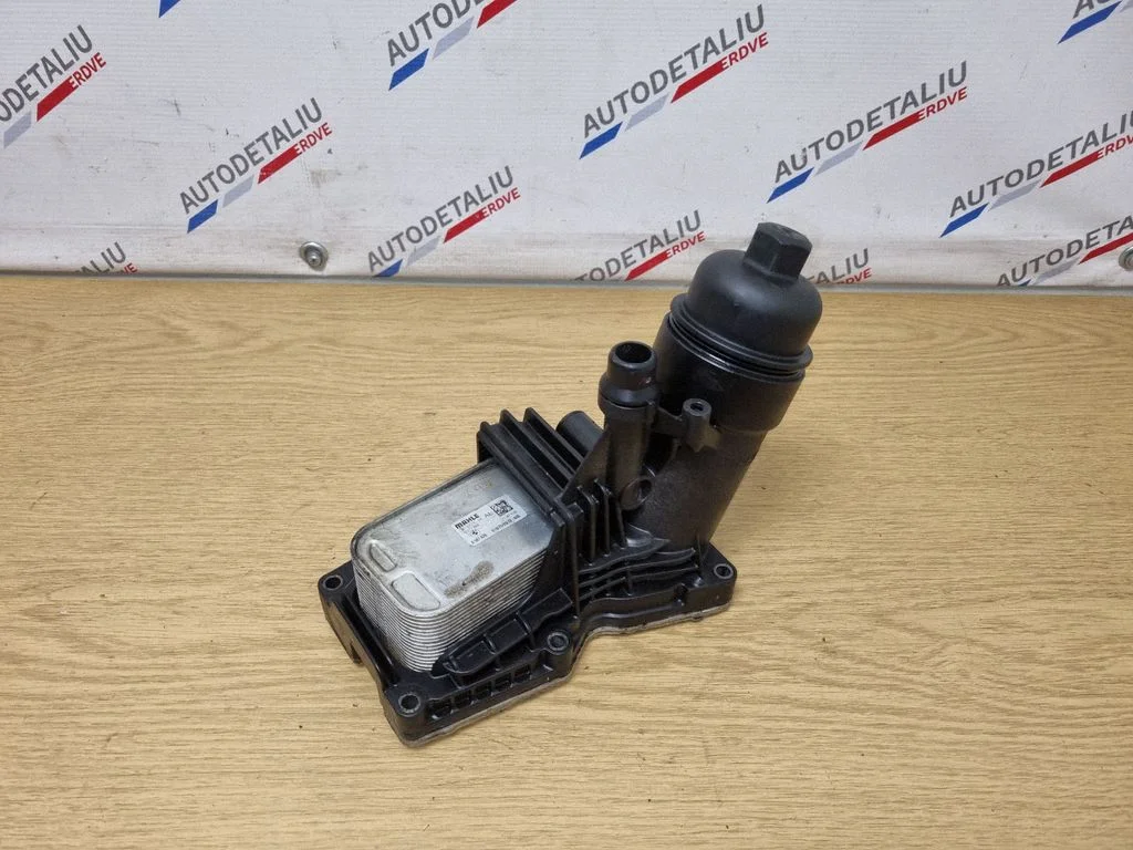 Oil filter mounting bracket – BMW 3 Series F30 F35 F31 (2012-2018)