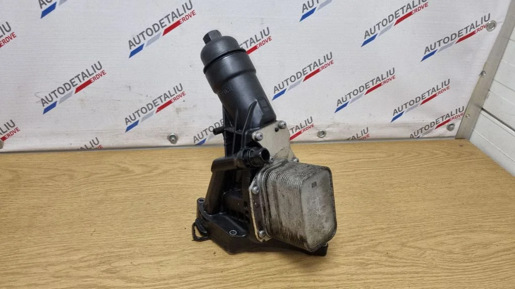 Oil filter mounting bracket 8513963