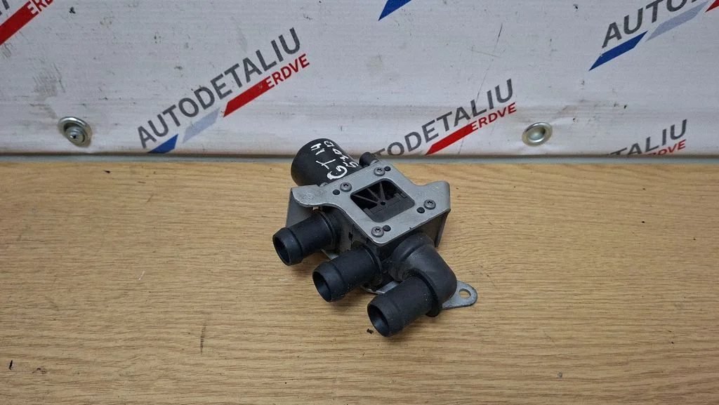 Elektryczna pompa cyrkulacyjna 8512236