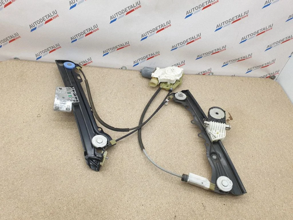 Front door window regulator with motor 7198304