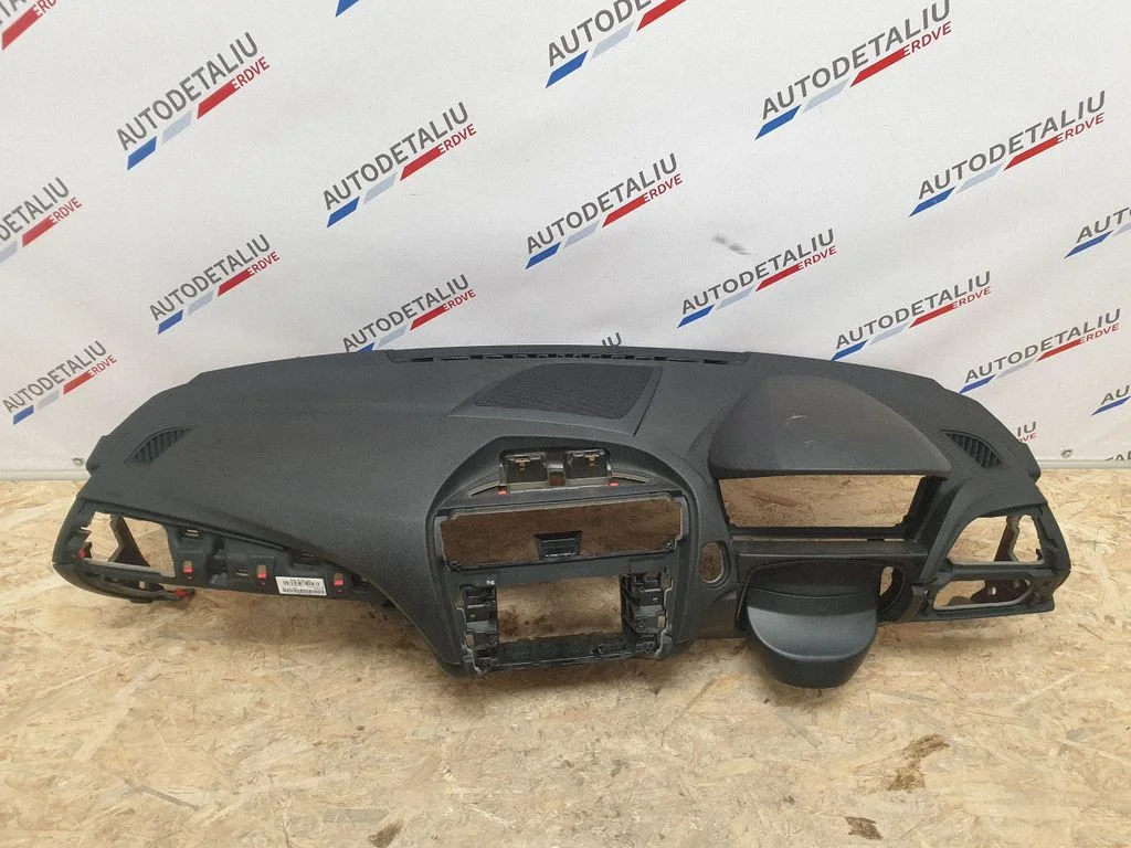 Deska rozdzielcza 9226002