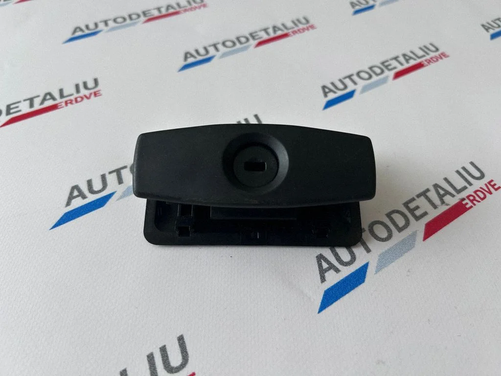 Glove box handle – BMW 5 Series E60 E61 (2004-2010)