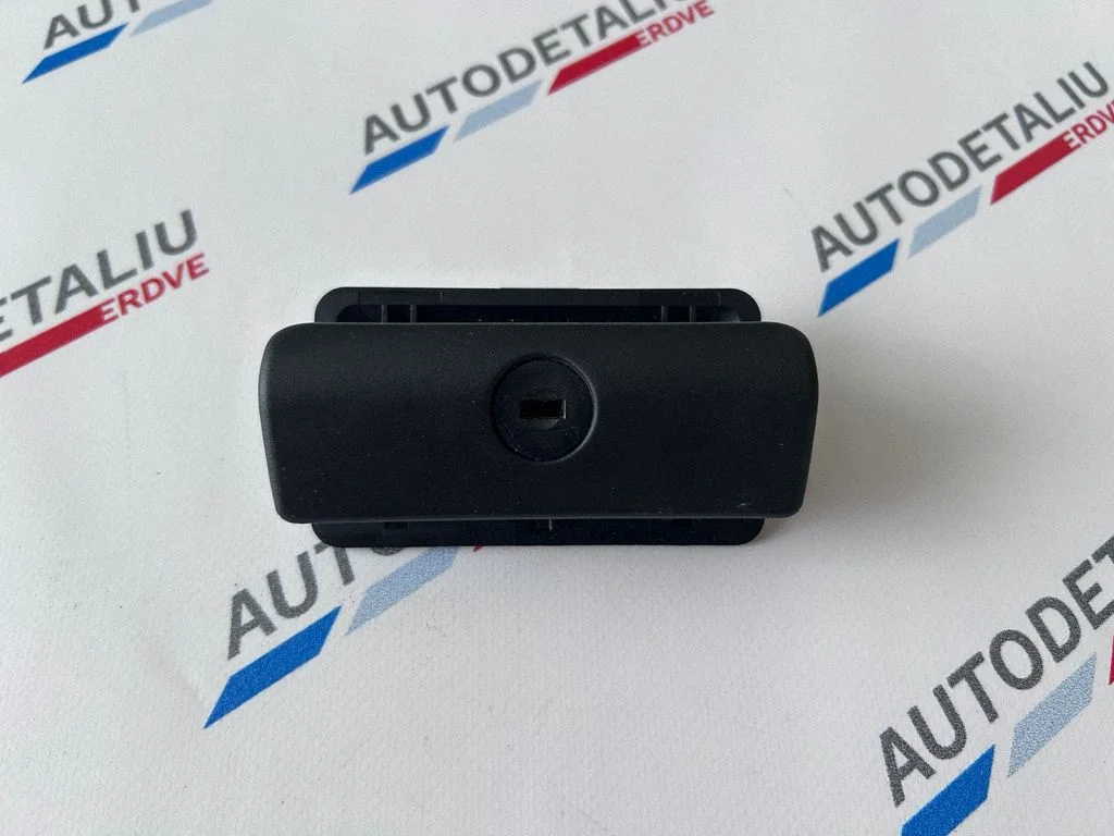 Glove box handle – BMW 3 Series E90 E91 (2005-2012)