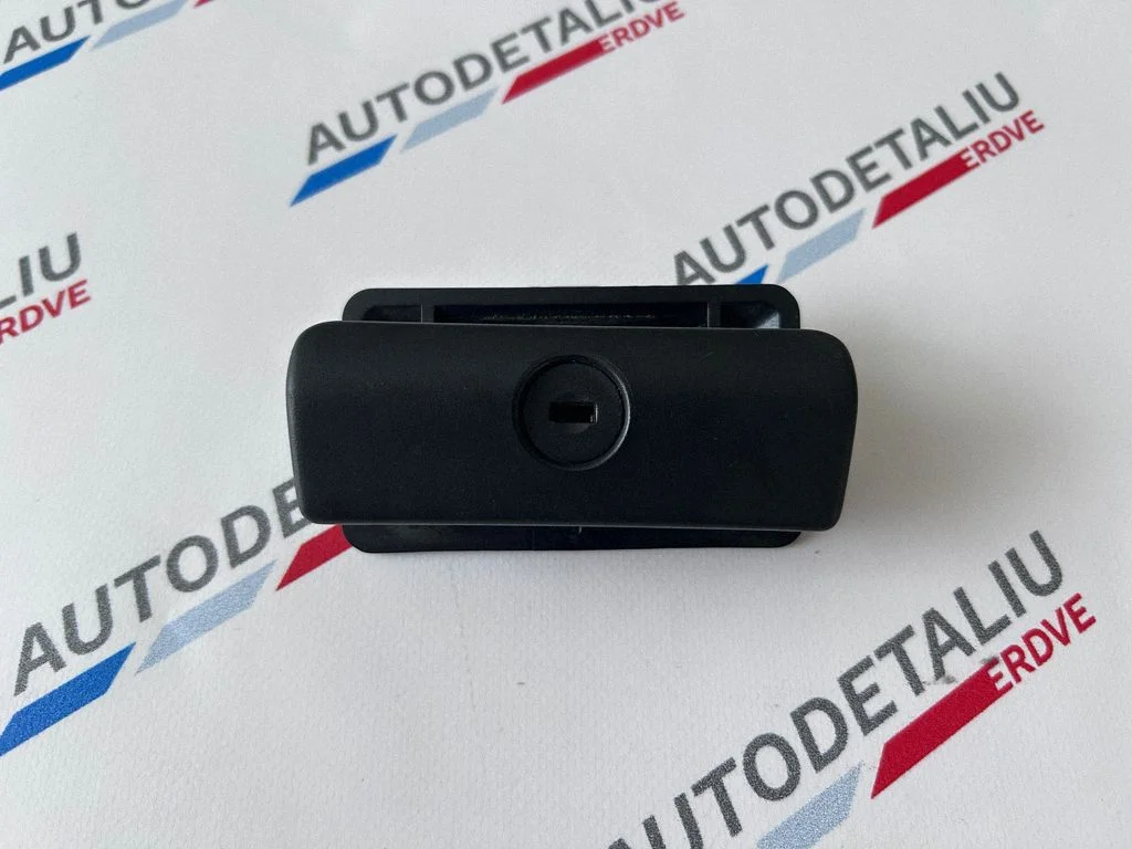 Glove box handle – BMW 3 Series E90 E91 (2005-2012)